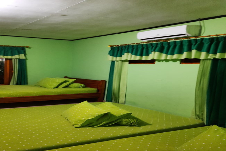 Bedroom 4, Penginapan Amira Sawarna, Lebak