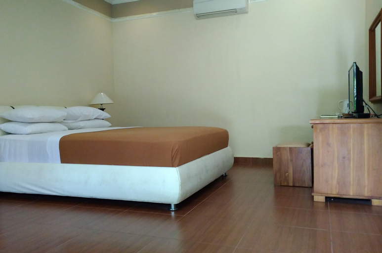 Bedroom 8