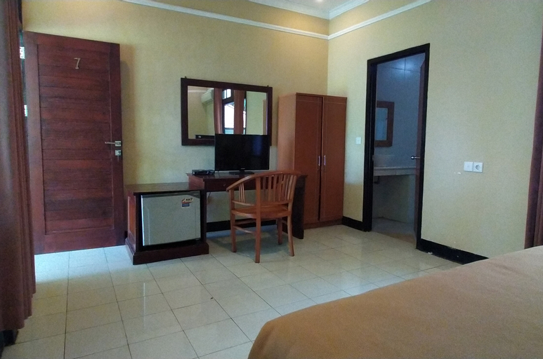 Bedroom 9