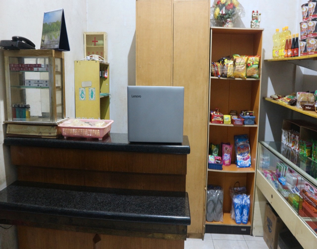 Public Area 3, OYO 3469 Bontotangnga Homestay, Makassar