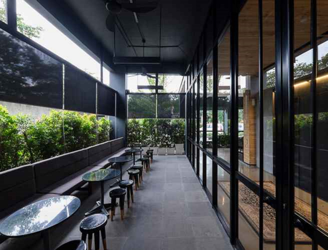 Dining Room 8