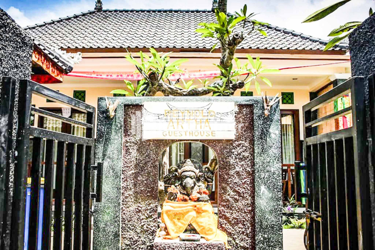 Exterior & Views 2, Reynold Artha Guest House RedPartner, Klungkung