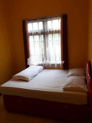 Bedroom 3, Bromo Indah Lestari Homestay Mitra RedDoorz, Probolinggo