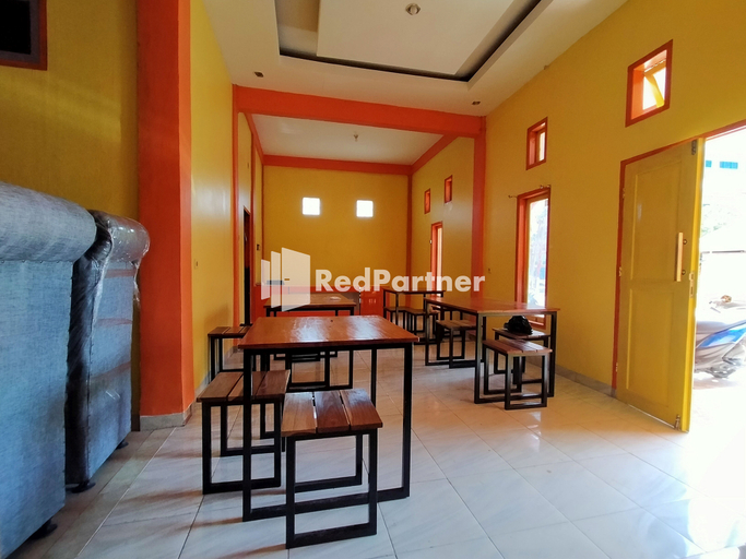 Others 4, Hotel Hing Amimah near Bau Bau Port RedPartner, Bau-Bau
