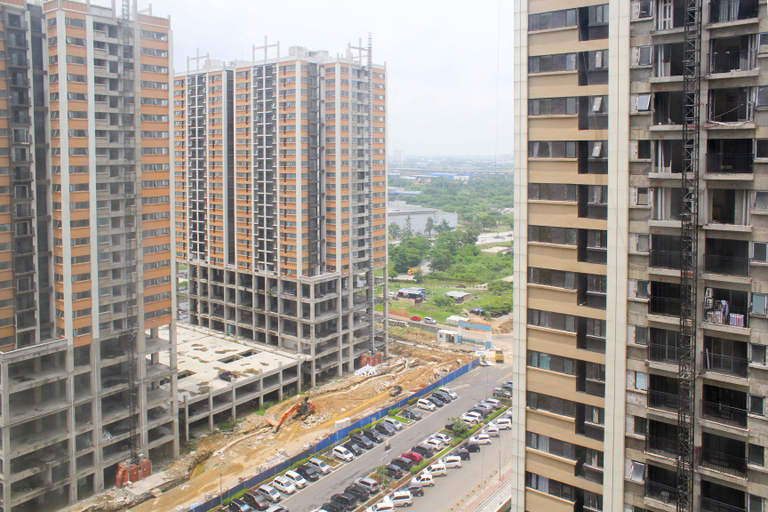 Exterior & Views 3, Spacious and Bright 2BR at Meikarta Apartment By Travelio, Cikarang