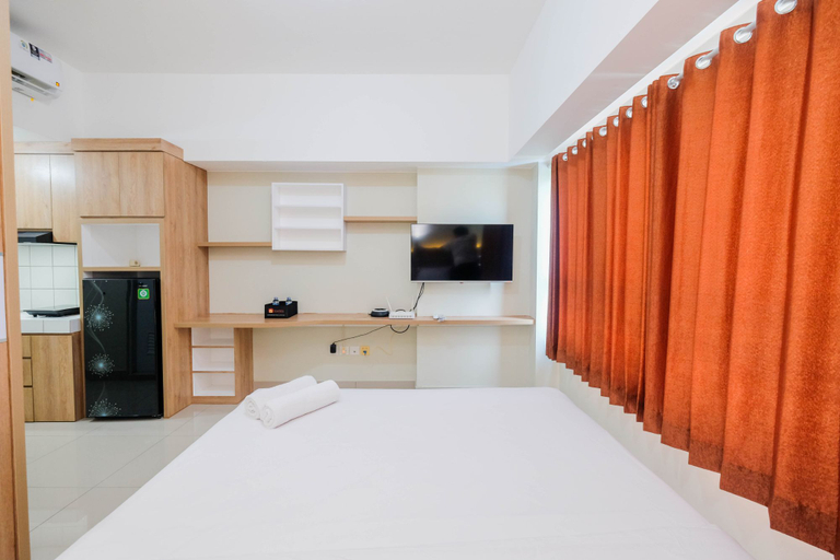 Others 2, Comfort and Strategic Studio at Springlake Summarecon Bekasi Apartment By Travelio, Bekasi