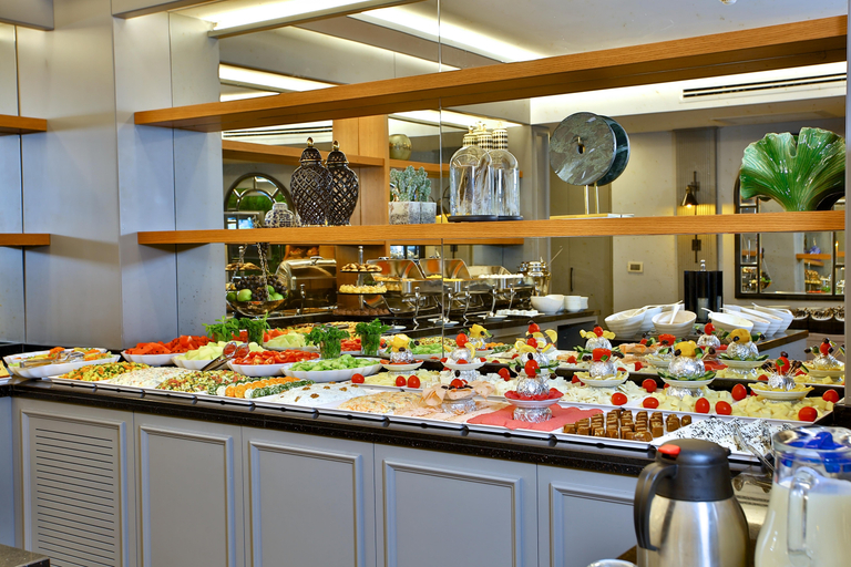 Food & Drinks 5, Sorriso Hotel Due, Fatih