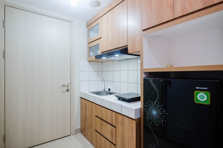 Others 4, Comfort and Strategic Studio at Springlake Summarecon Bekasi Apartment By Travelio, Bekasi