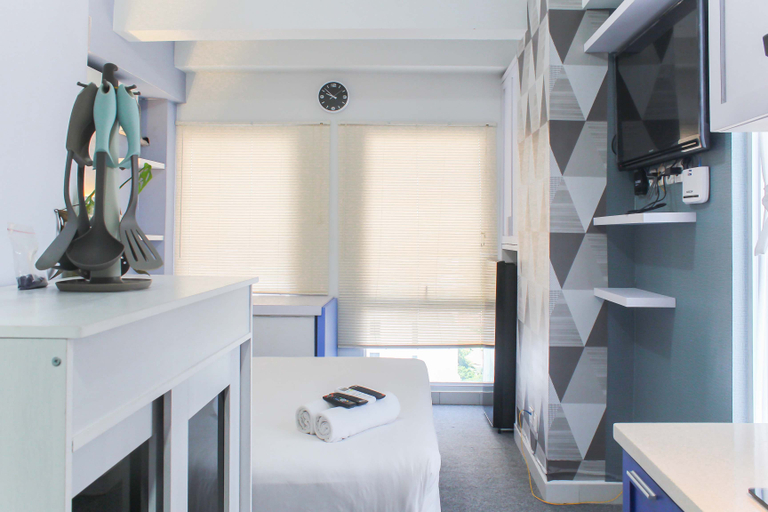 Bedroom 2, Comfortable and Simply Studio Apartment at Patraland Urbano By Travelio, Bekasi