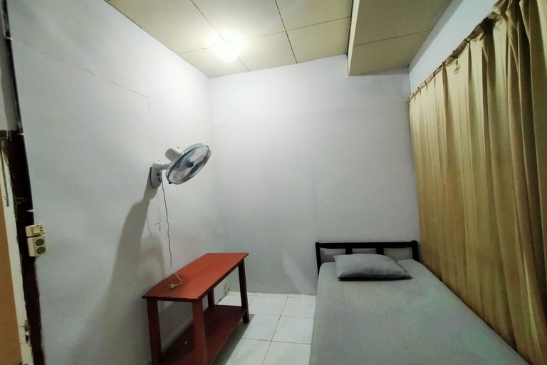 Bedroom 5, Penginapan Garuda, Banggai