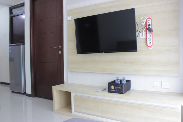 Others, Stylish & Cozy 2BR at Gateway Pasteur near Pasteur Exit Toll By Travelio, Bandung
