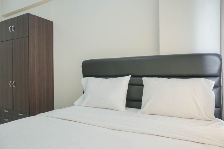 Bedroom 3, Comfortable and Combined 3BR at City Park Apartment By Travelio, Jakarta Barat