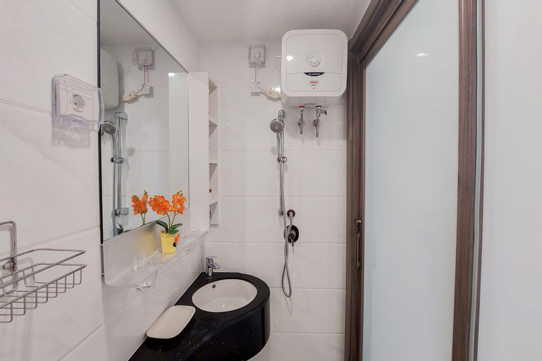 Bedroom 2, Well Appointed and Homey Studio at Sky House BSD Apartment By Travelio, South Tangerang