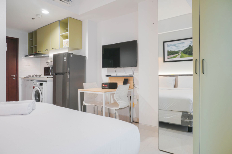 Best and Super Good Choice For Studio Room at West Vista Apartment By Travelio, Jakarta Barat