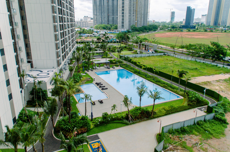 Exterior & Views 5, Simple and Cozy Living Studio at Sky House BSD Apartment By Travelio, South Tangerang