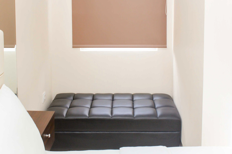 Minimalist and Comfort Living Studio Apartment Springlake Summarecon Bekasi By Travelio, Bekasi