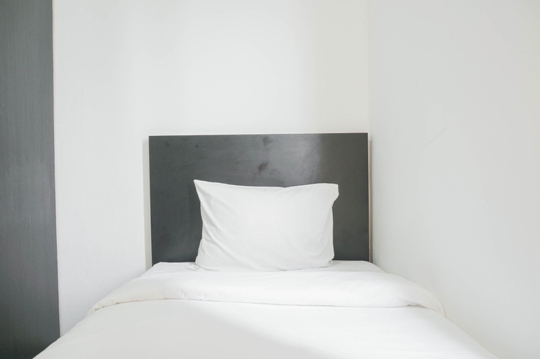 Bedroom 2, Elegant and Nice 2BR at Sudirman Park Apartment By Travelio, Central Jakarta