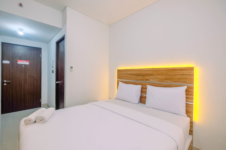 Bedroom 3, Comfortable and Cozy Studio Room at Transpark Cibubur Apartment By Travelio, Depok