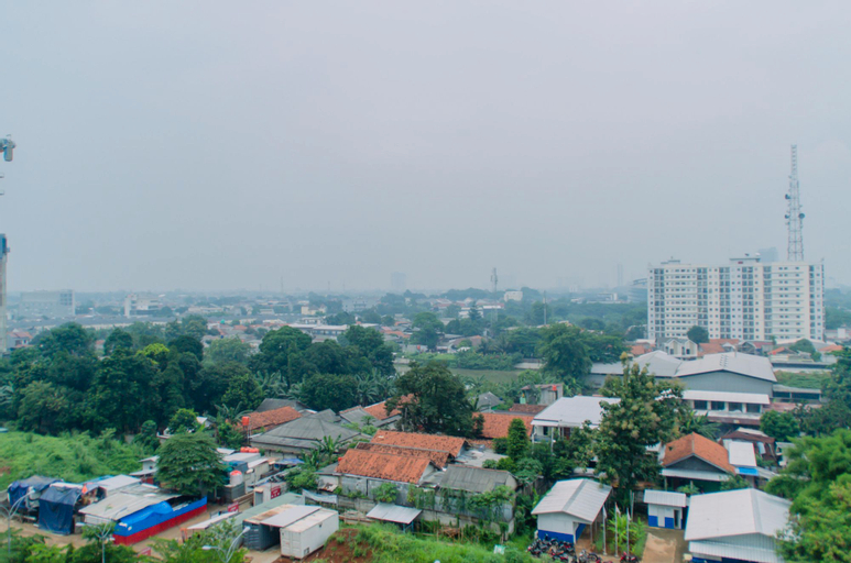 Exterior & Views 3, Nice and Cozy Studio at Serpong Greenview Apartment By Travelio, South Tangerang