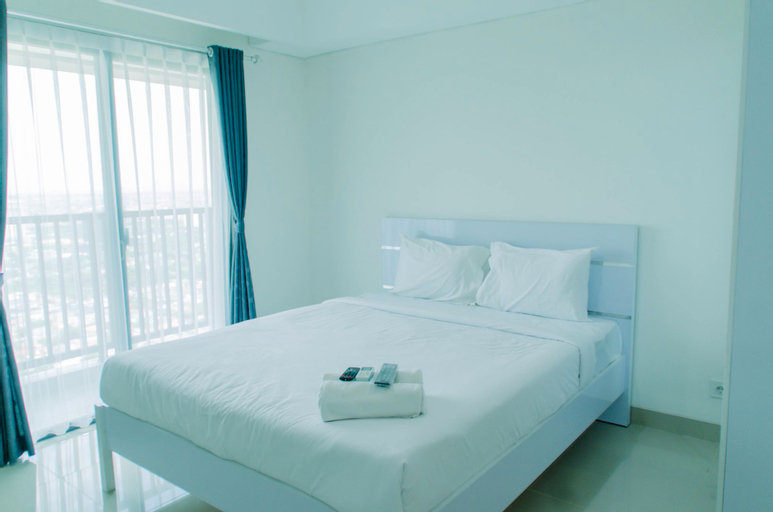 Stunning 1BR without Living Room at Bintaro Embarcadero Suites Apartment By Travelio, South Tangerang