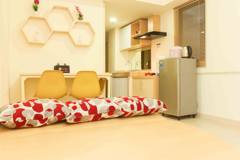 Well Appointed and Comfort 2BR at Meikarta Apartment By Travelio, Cikarang