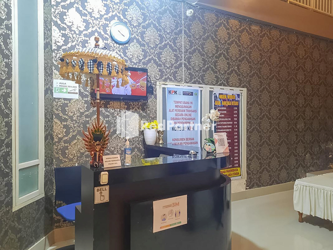 Public Area 2, Hotel Puri Yasmin Potowanua Lasusua Mitra RedDoorz, Kolaka Utara