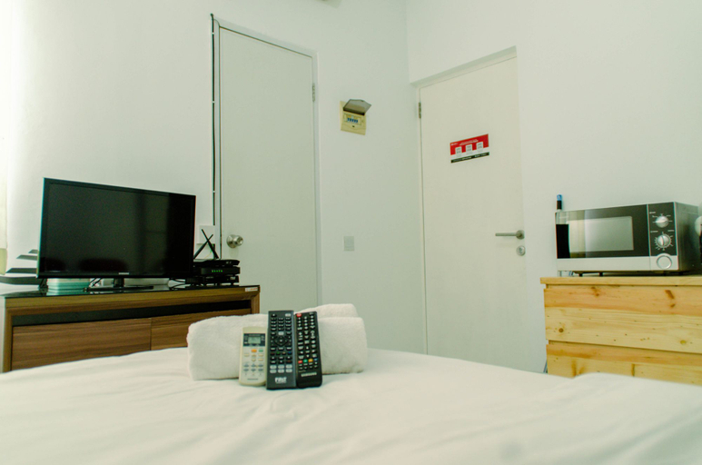 Others, Comfort Studio Apartment Aeropolis Residence By Travelio, Tangerang
