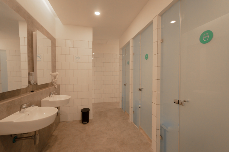 Bathroom 4, Bobopod Alun-Alun, Malang, Malang