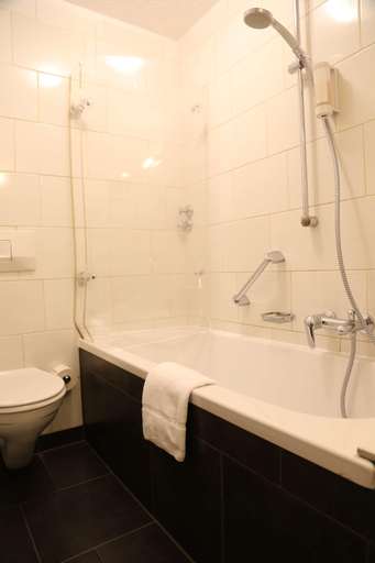 Bathroom 4, Park Hotel Am Berliner Tor, Hamburg