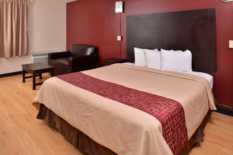 Bedroom 3, Red Roof Inn Van Horn, Culberson