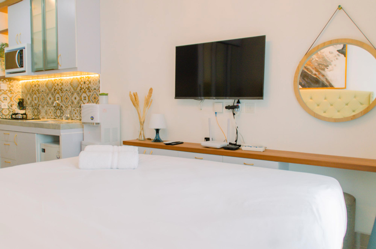 Dining Room 15