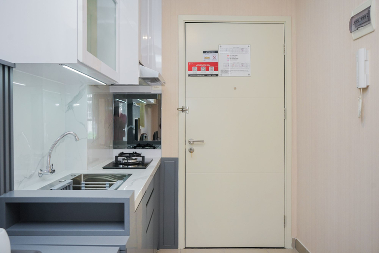 Others 4, Comfortable and Tidy Studio Apartment at Saveria BSD City By Travelio, Tangerang