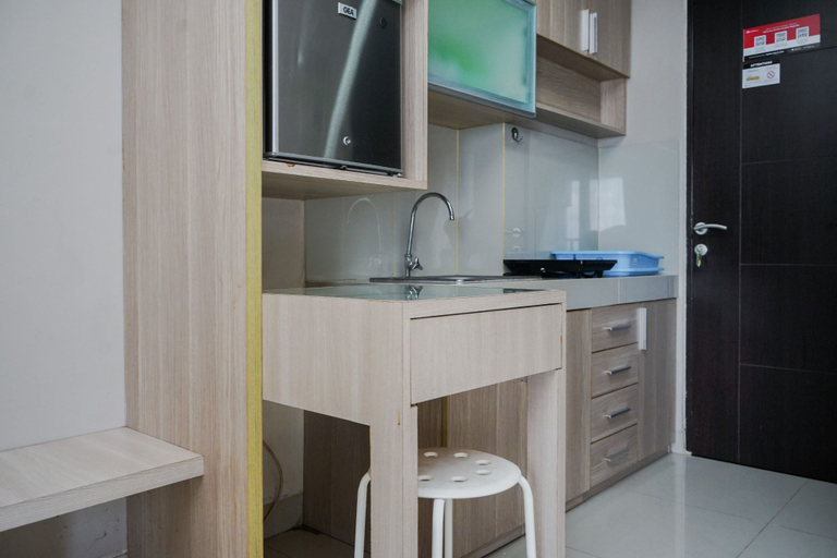 Others 2, Nice and Cozy Studio Apartment at Atria Gading Serpong Residence By Travelio, Tangerang