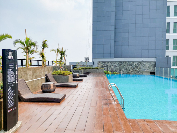 Sport & Beauty 4, Comfy and Minimalist Studio at Embarcadero Bintaro Apartment By Travelio, South Tangerang