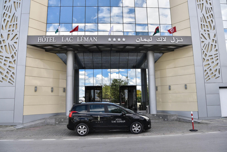 Public Area 3, Lac Leman, Cité El Khadra