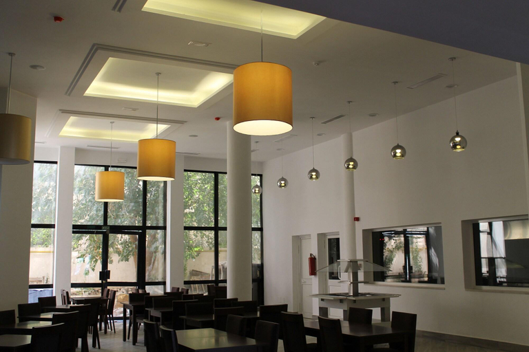Food & Drinks 5, Lac Leman, Cité El Khadra