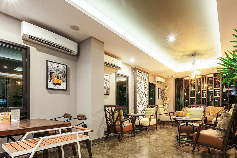 Food & Drinks 5, Green Point Residence Hotel, Bang Kapi