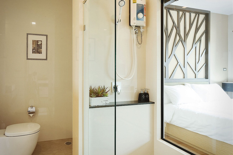 Bedroom 4, Green Point Residence Hotel, Bang Kapi