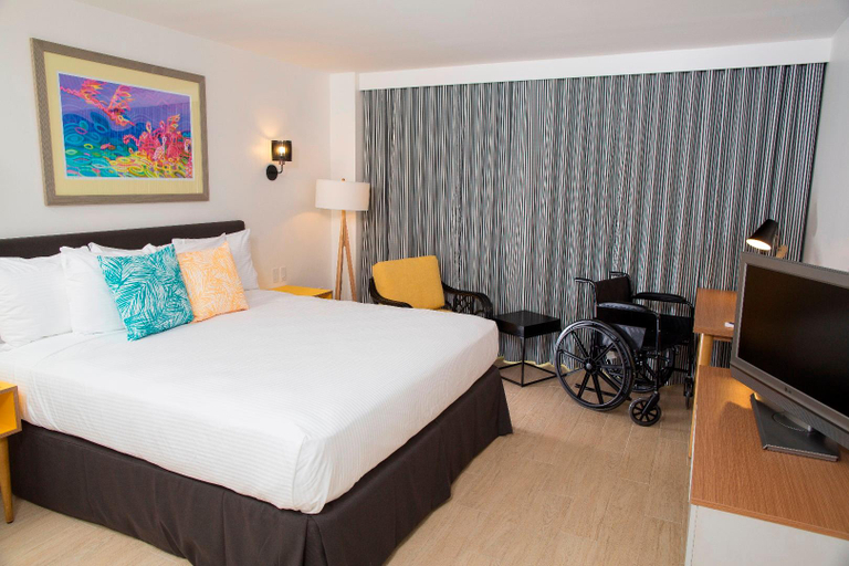 Bedroom 3, Warwick Paradise Island Bahamas