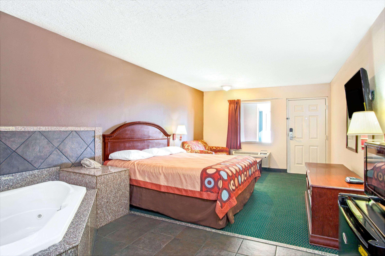 Bedroom 3, Rodeway Inn Richland - Jackson South, Rankin