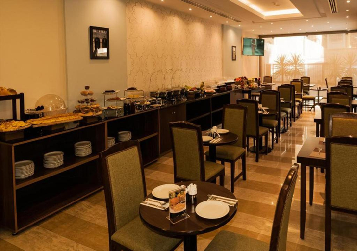 Food & Drinks, The Parisian Hotel, Beirut