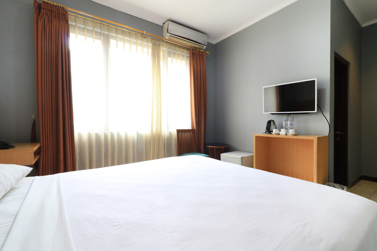 Hotel Serena Bandung - Tap to explore photos