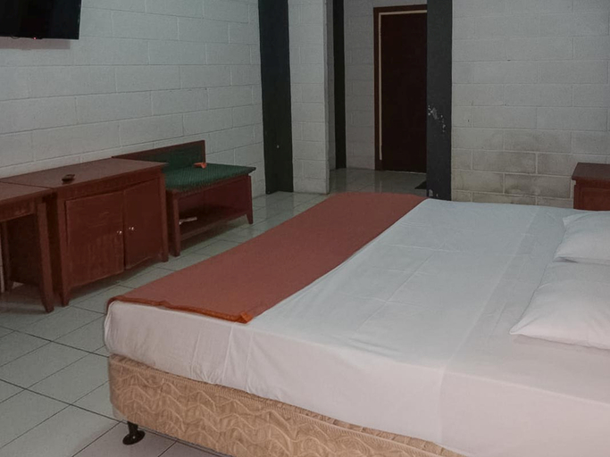 Bedroom 2, Kampung Resort Pertiwi RedPartner, Bogor