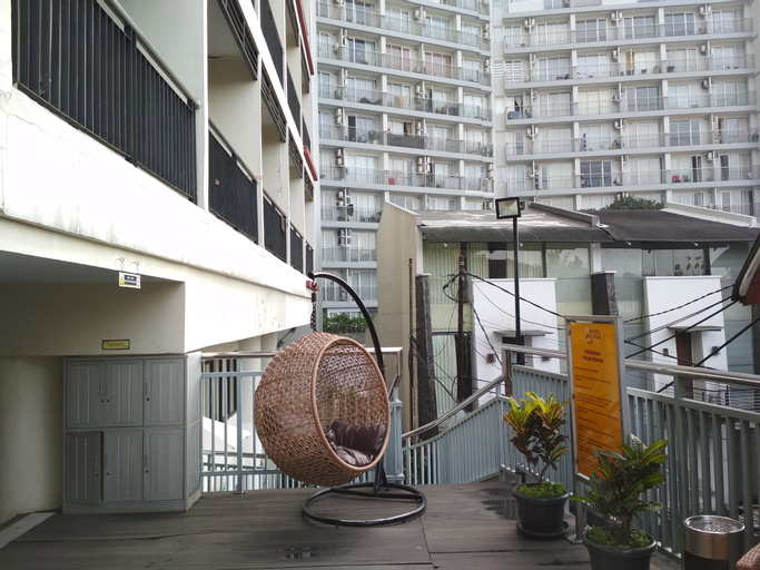 Exterior & Views 5, Pleasant Studio at Beverly Dago Apartment Near ITB By Travelio, Bandung