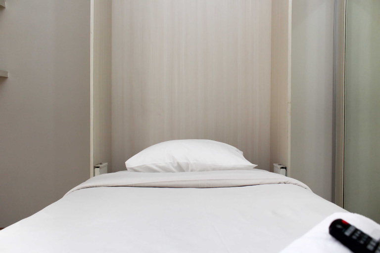 Bedroom 3, Cozy and Nice Studio Apartment at Springlake Summarecon Bekasi By Travelio, Bekasi