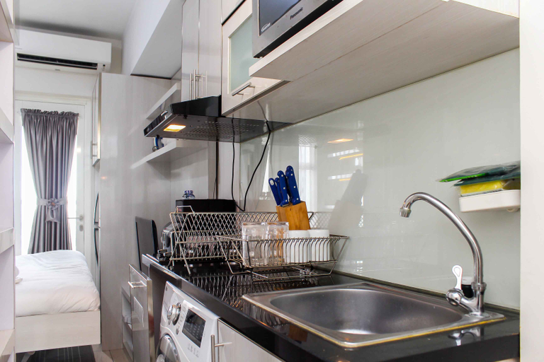 Others 2, Nice and Cozy Studio Apartment at Springlake Summarecon Bekasi By Travelio, Bekasi