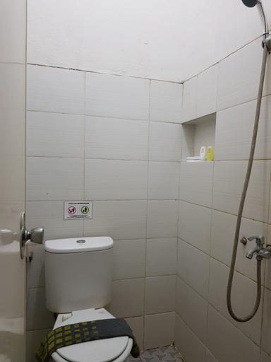 Bathroom, VALUE Bed & Breakfast, Kendal