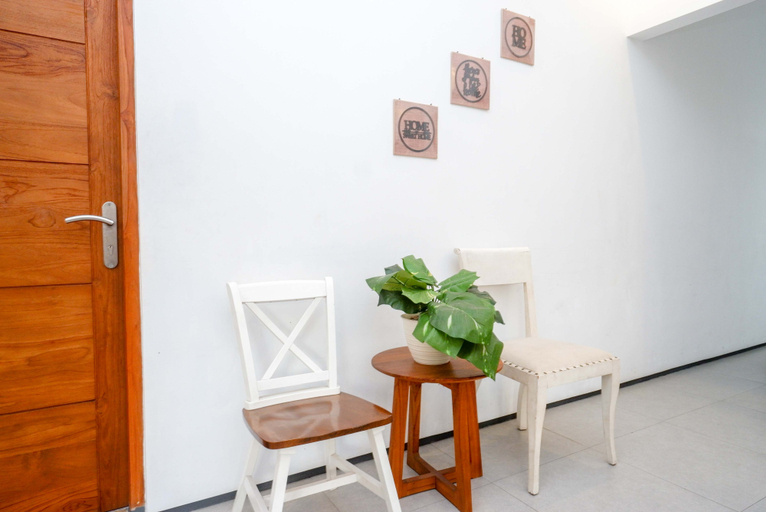 Others 5, RedDoorz near XT Square 4, Yogyakarta
