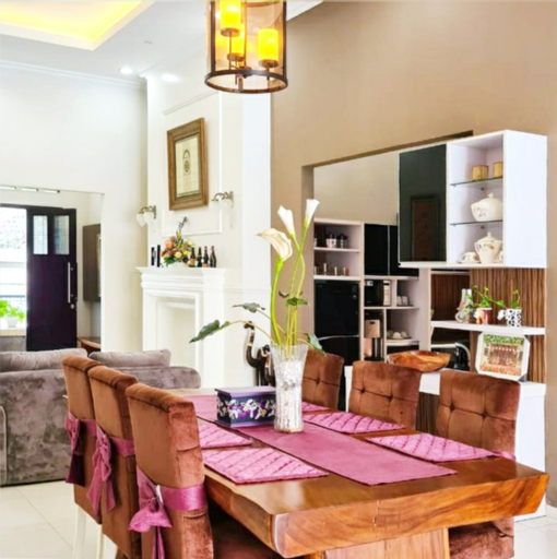 Dining Room 4, Kota Baru Parahyangan 27 House with Private pool near IKEA, Bandung