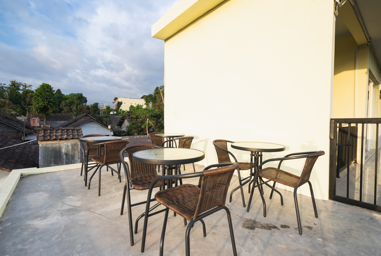 Others 3, OYO 1855 Elise Exclusive Residence, Sleman
